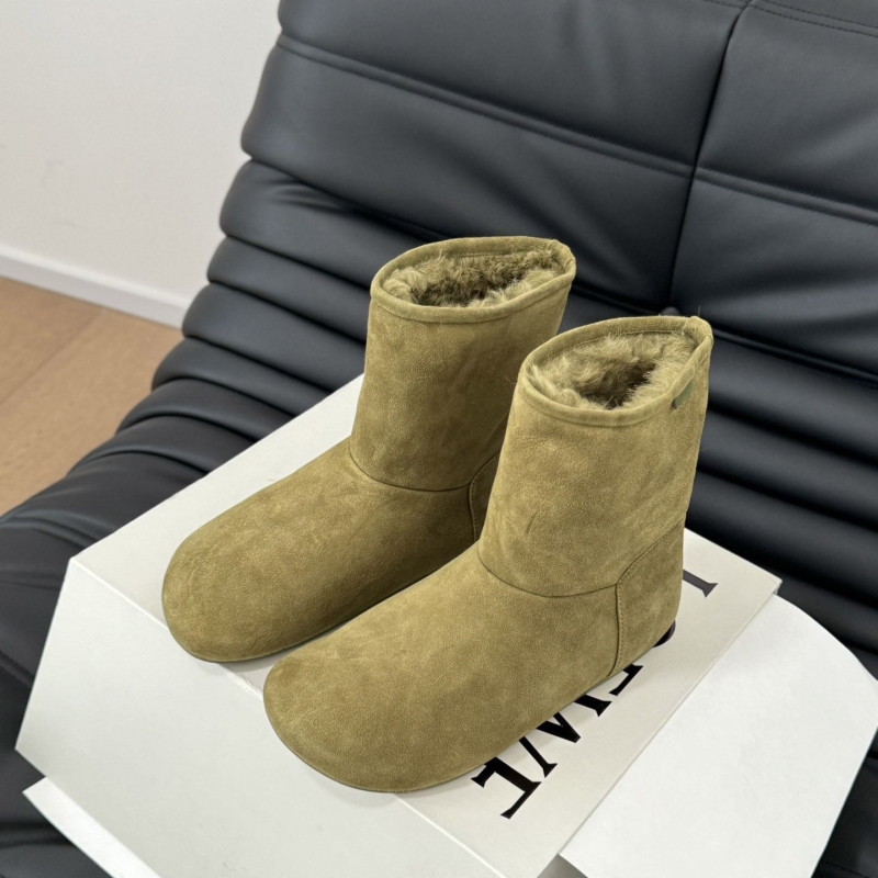 l*ew* sneakers